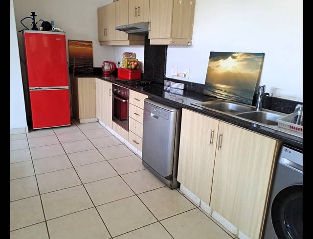 1 bed property for sale in ILLOVO BEACH